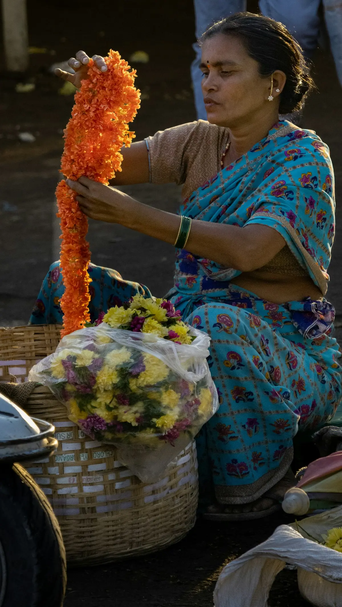 रामकुंडावर पुष्पार्पण